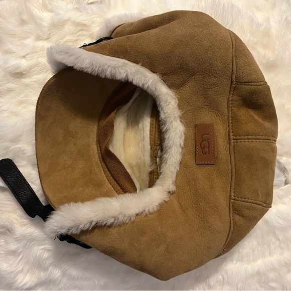 UGG Sheepskin Trapper Hat - Chestnut - Unisex - Picture 11 of 11